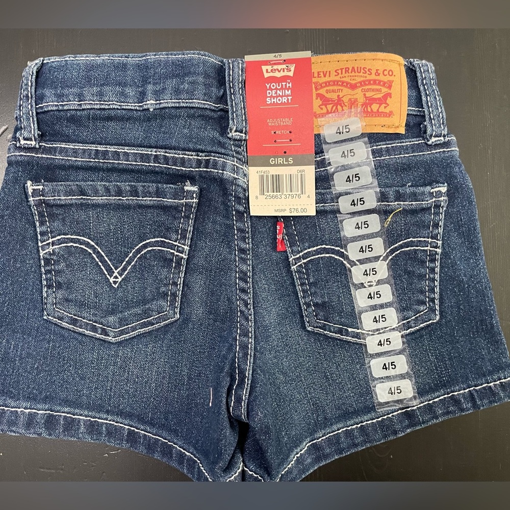 2/$30 💥 Levi’s blue jean shorts girls Size 4 or Size 5